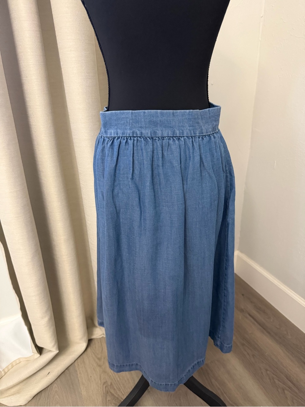 LOFT Blue Button-Front Denim Midi Skirt - Picture 3 of 6